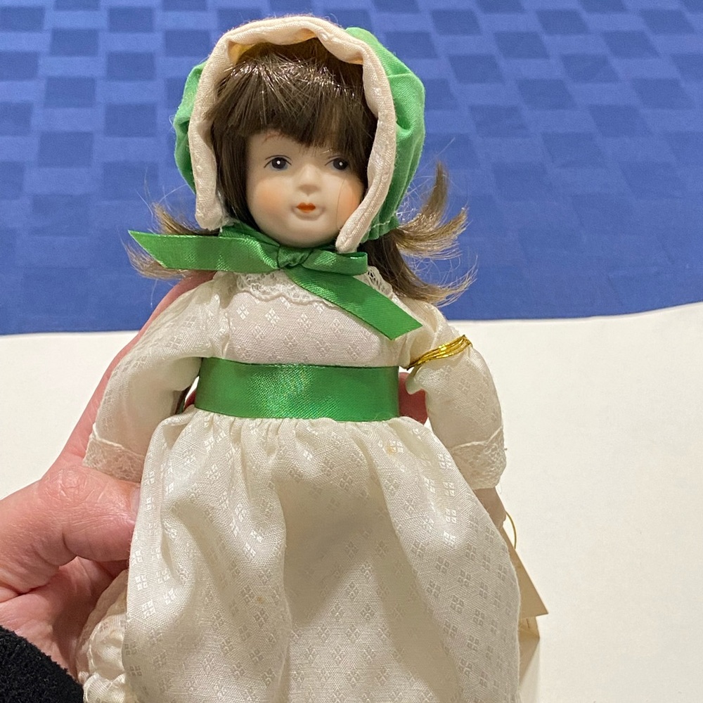 Gotham Doll of the month January ~1983